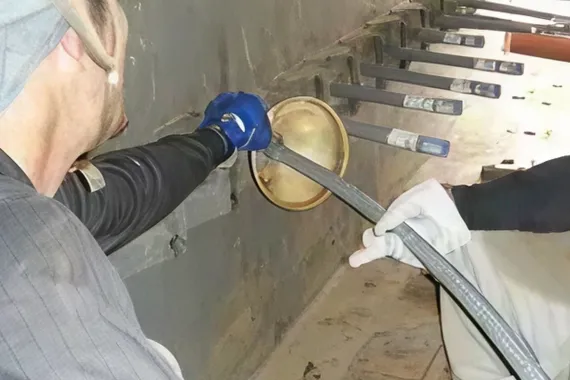 PC鋼材挿入の画像